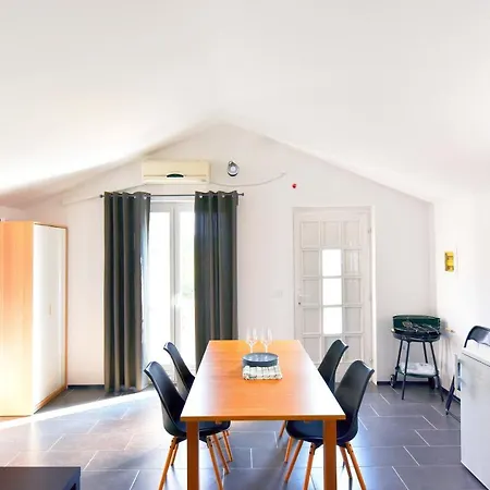Apartament Vinetan Betina (Sibenik-Knin)