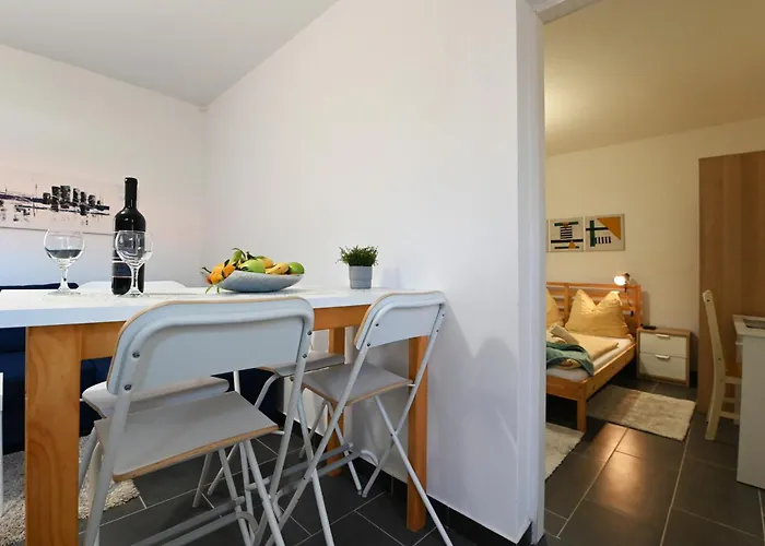 Vinetan * Betina (Sibenik-Knin)